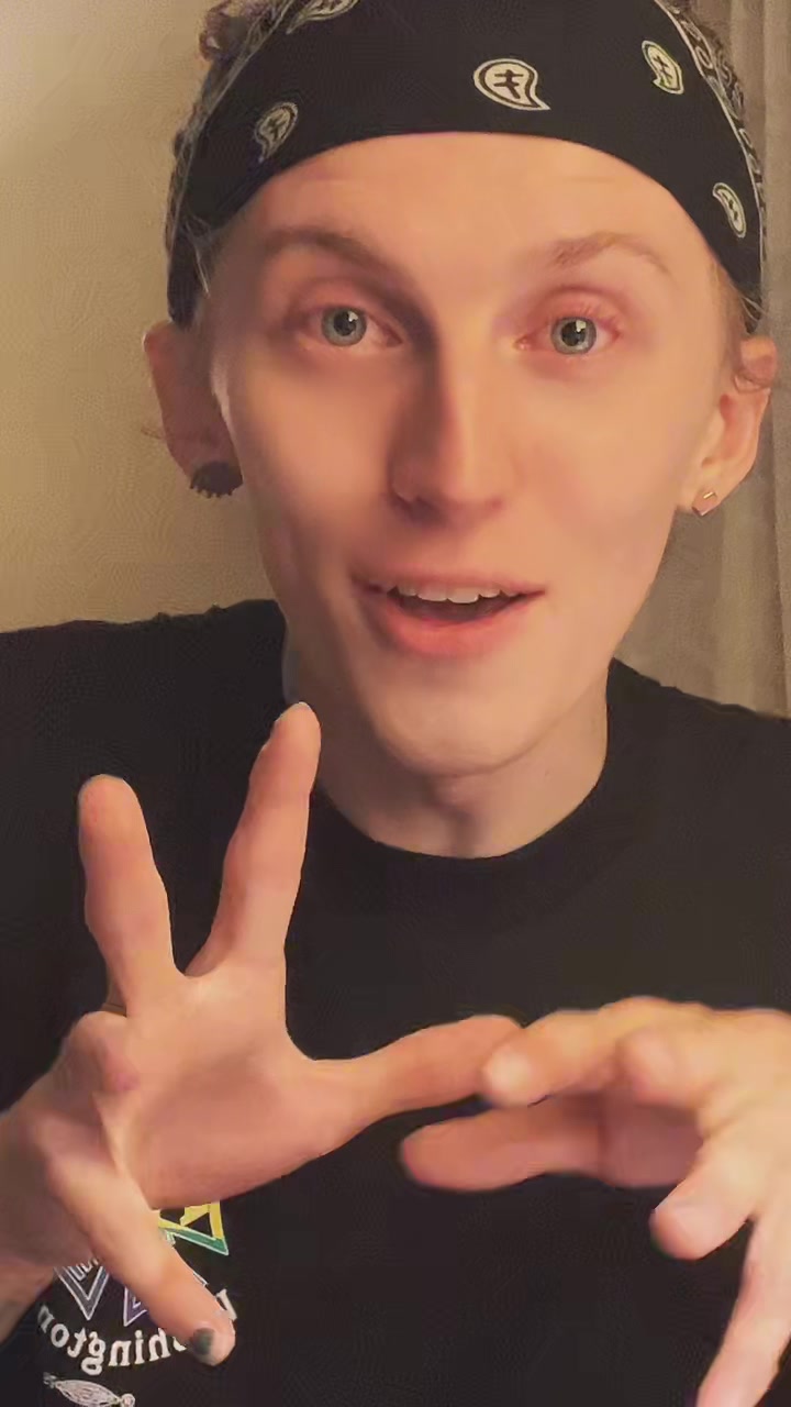 @Avatar of The Simp