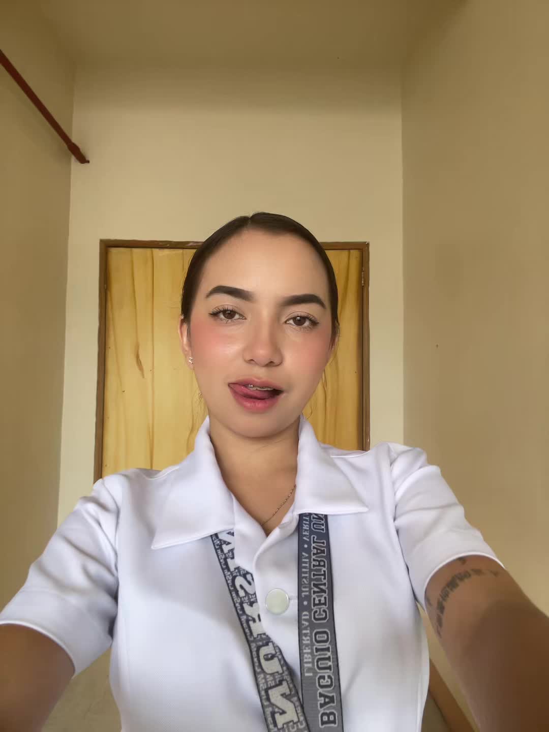 @luv.azryana on ig