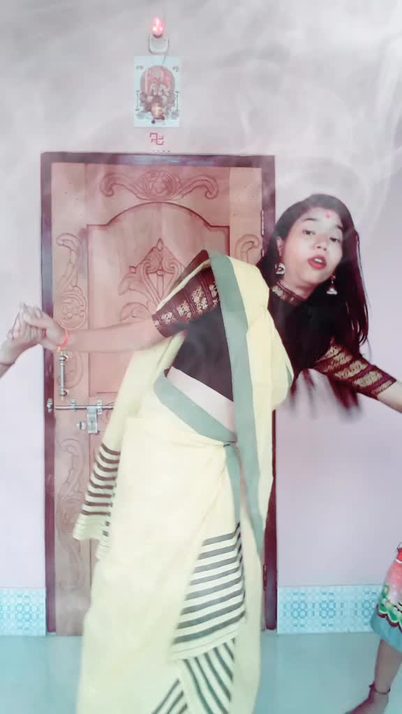 @Anusmita_90