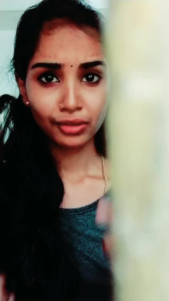 @👑KEERTHI VAVACHI👑