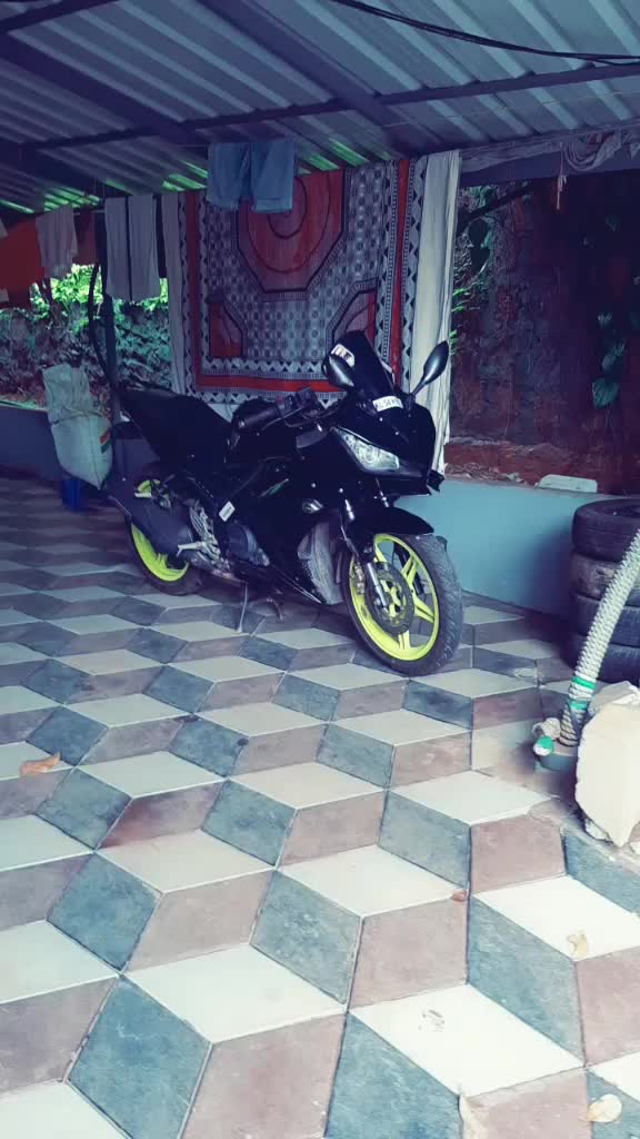 @paachy