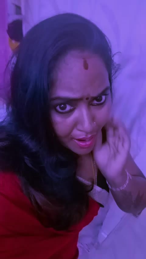 @Anusiya D