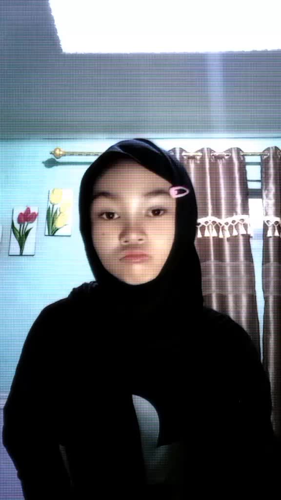 @tiyas🧚♀️🤍🩷