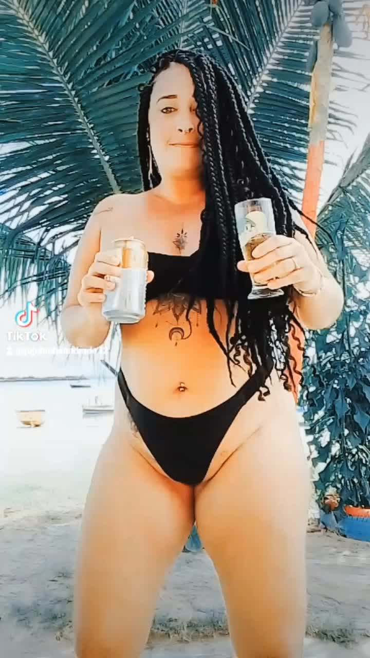 @Jujubinha