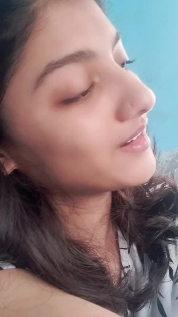 @👑Miss__komal🥀