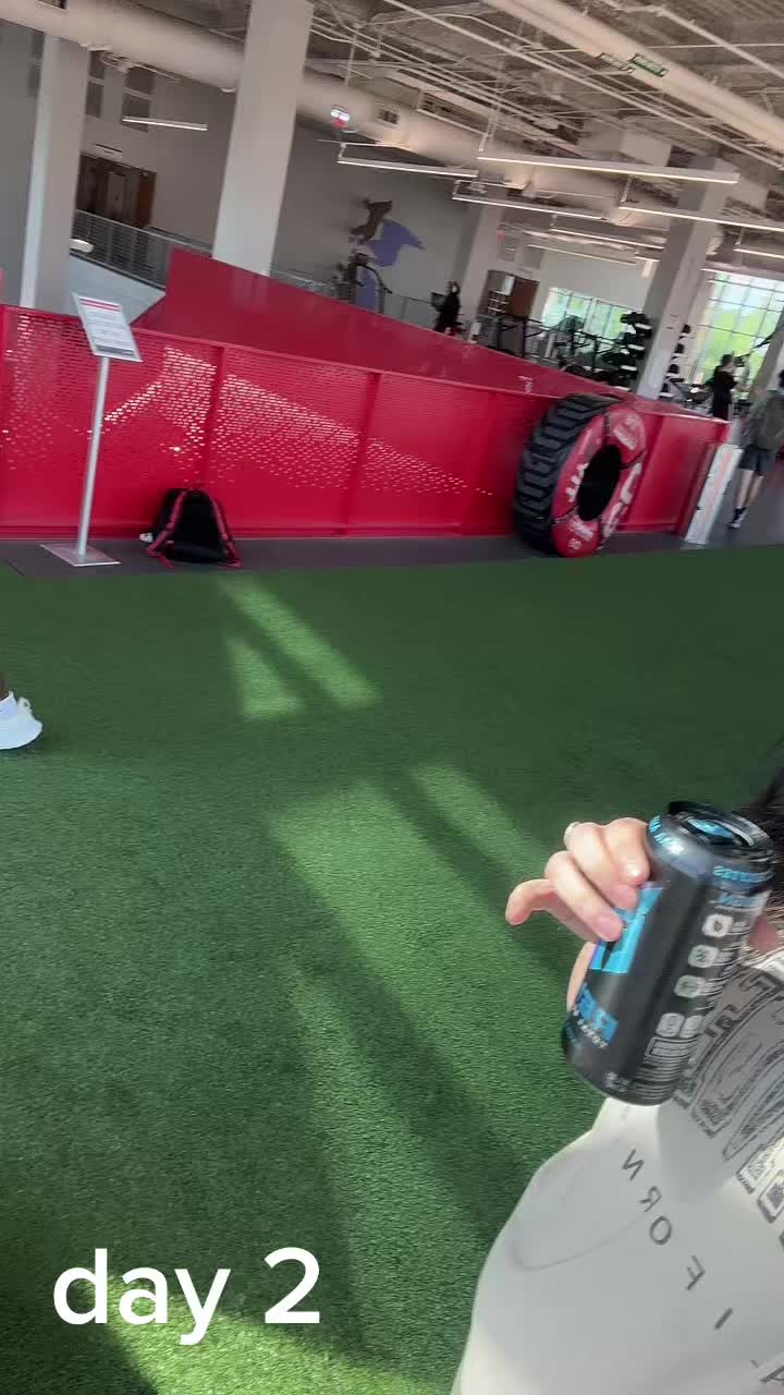 @Honiahalocky