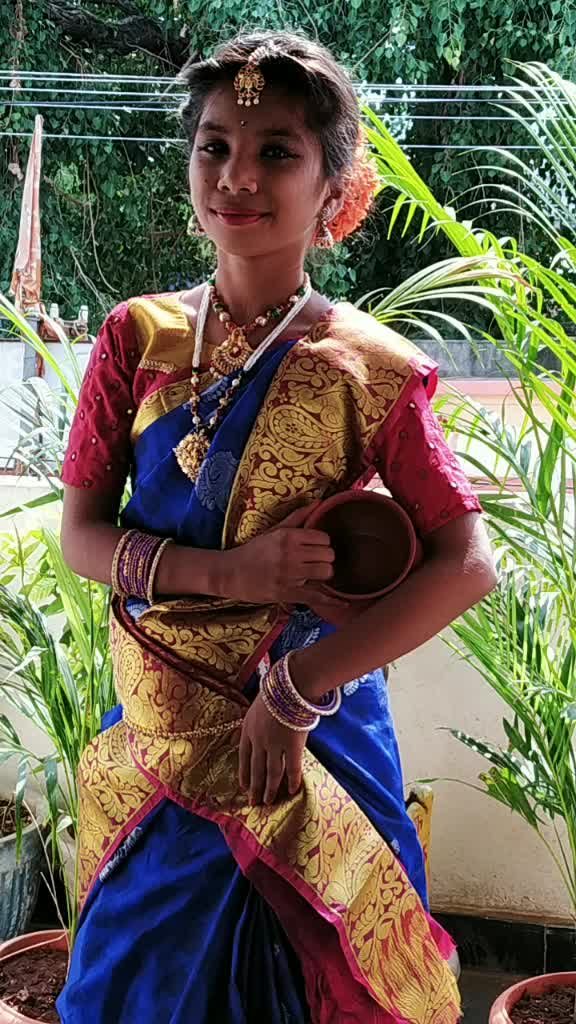 @Tejaswini24