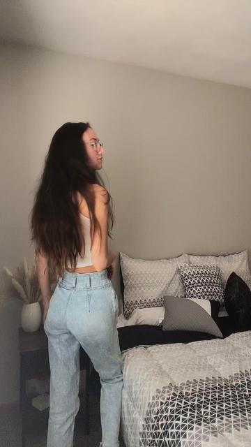 @StormiSkies