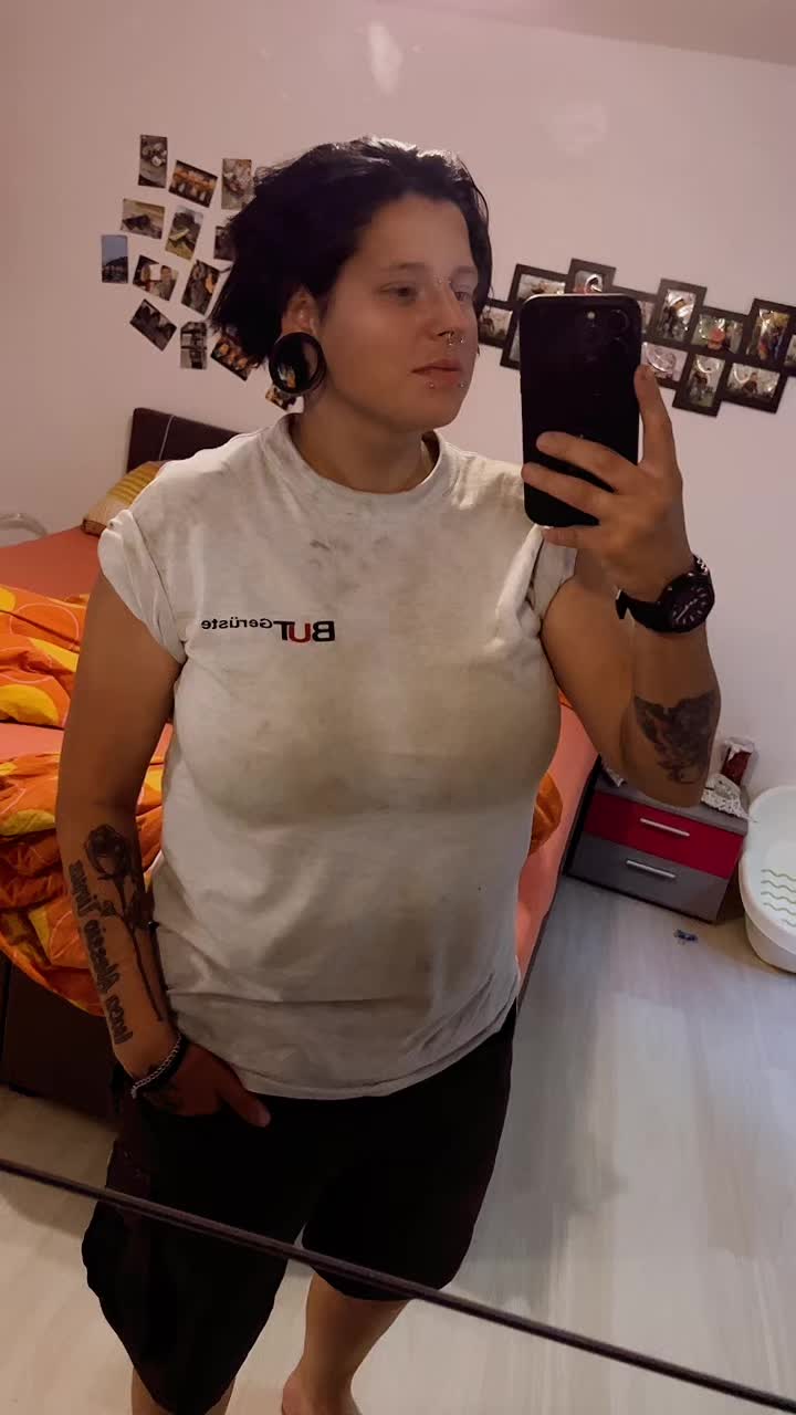 @🥀