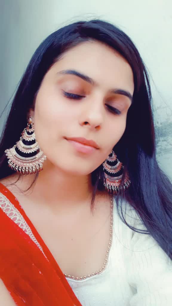 @Niku chaudhary (Nvi)