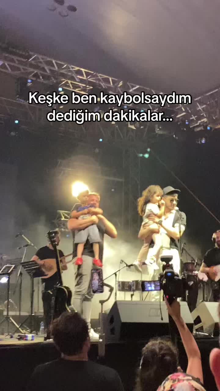 @M&uuml;ge Karaca
