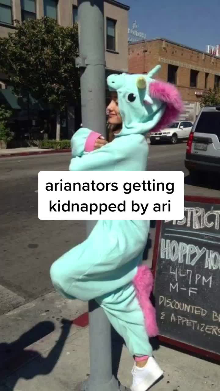 @Ariana || 10.4K