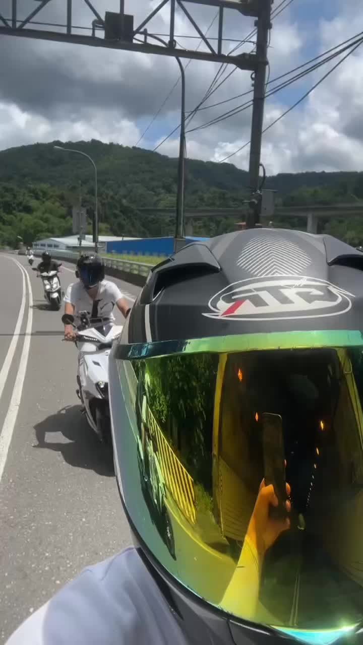 @小愷.