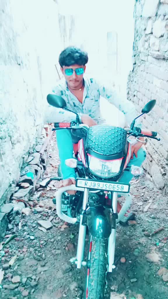 @🌹CHARAN BOY 🌹