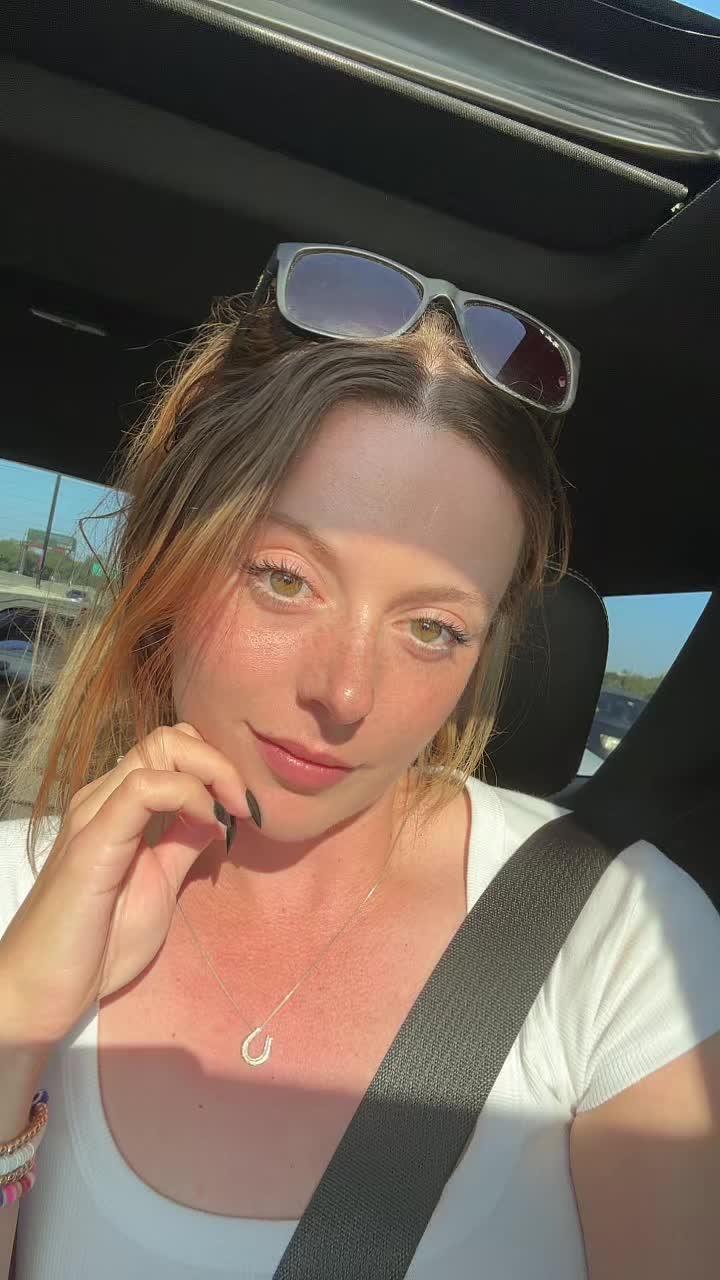 @Nadia Foxx