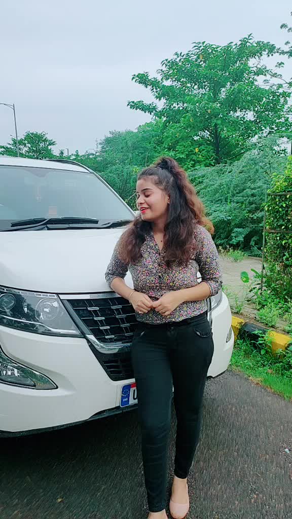 @♥️Shreya Tripathi♥️