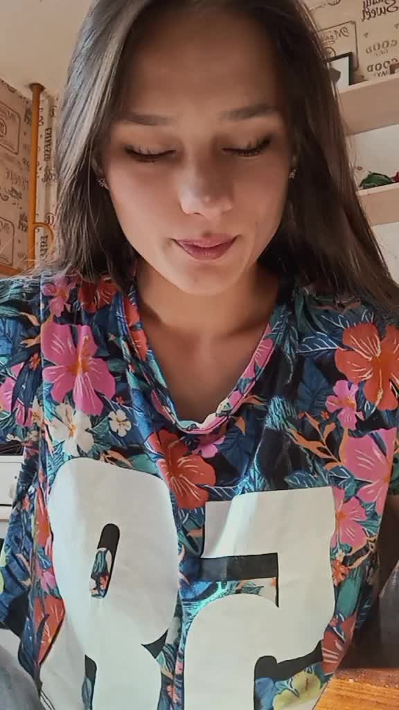 @Нюша
