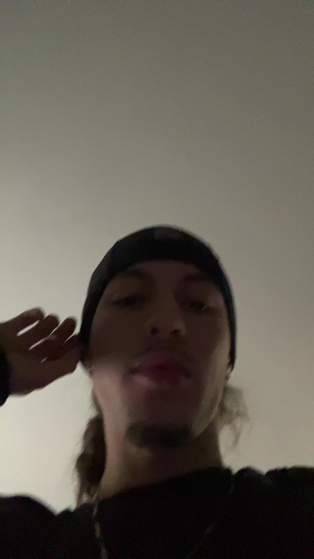 @Javiii