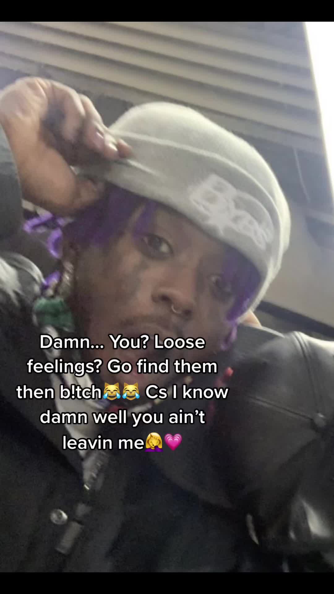 @< / 3