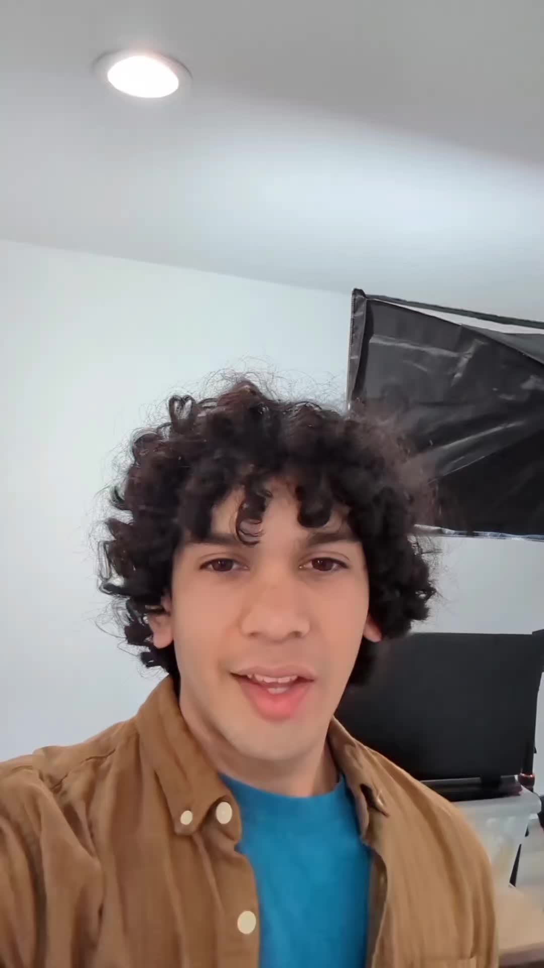 @Gustavo Escobar