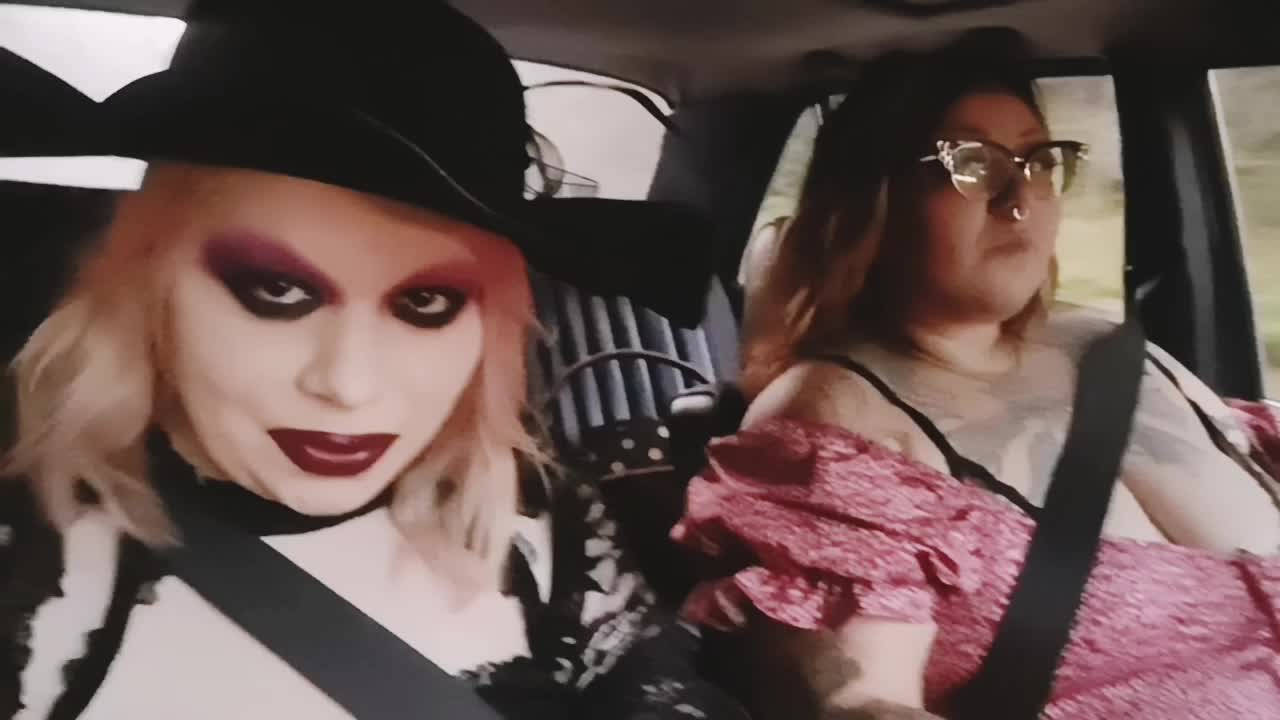 @MissPunkerella