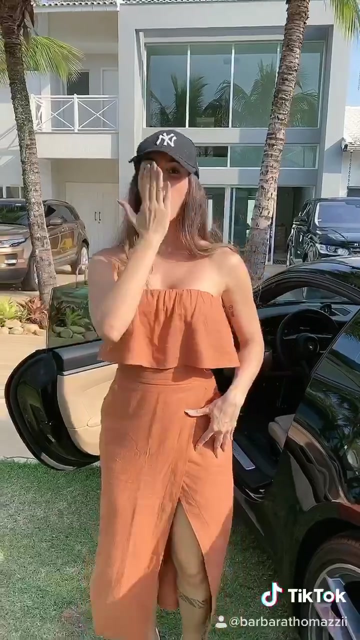 @B&aacute;rbara Thomazzi