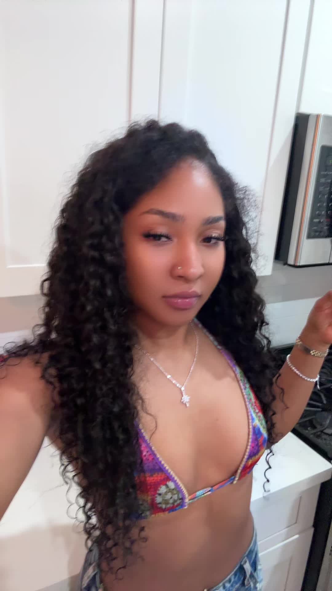 @pansyynicolee