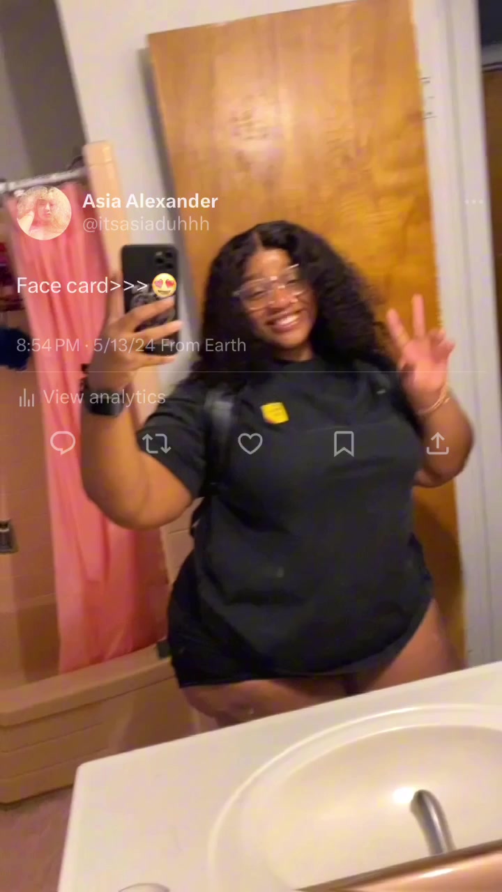 @Paeebabeeess