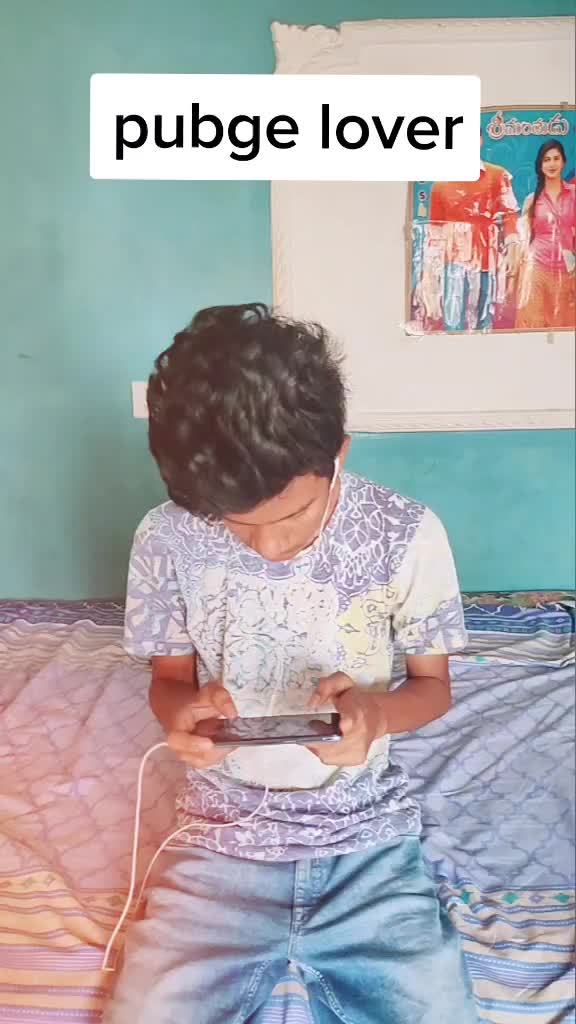@sᴍɪʟᴇʏ__ ʀɪsʜʏ