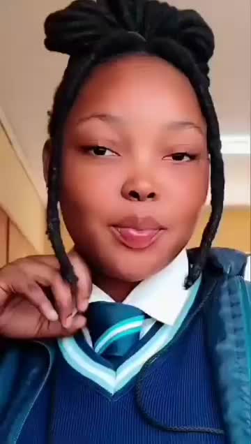 @universal saucyschool 📗📘📙