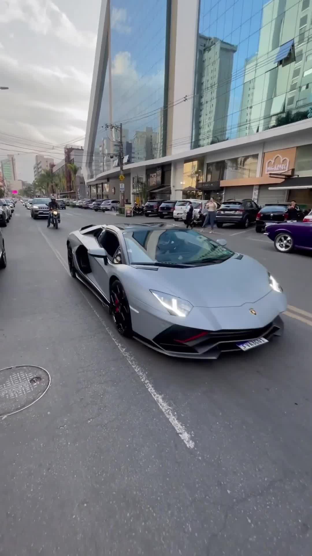 @Senna