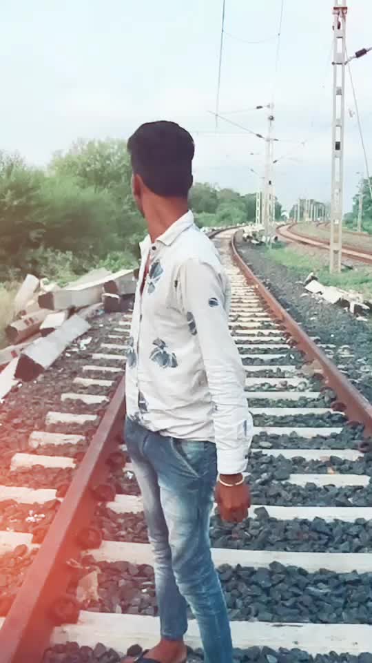 @Vikas Rajak281