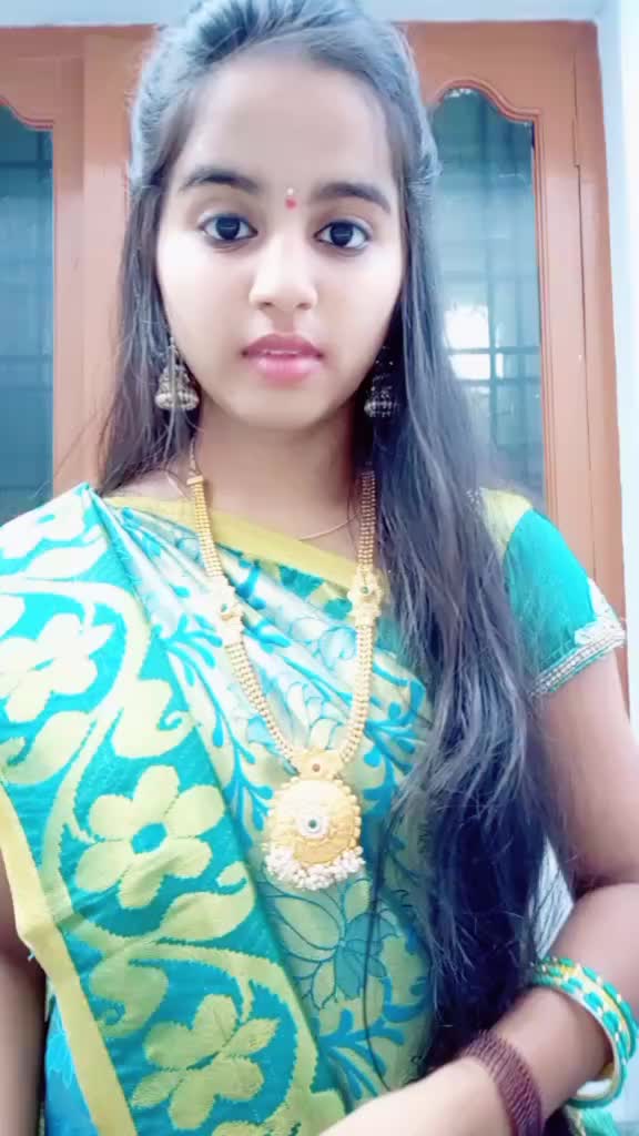 @navya_mudhiraj_200👑