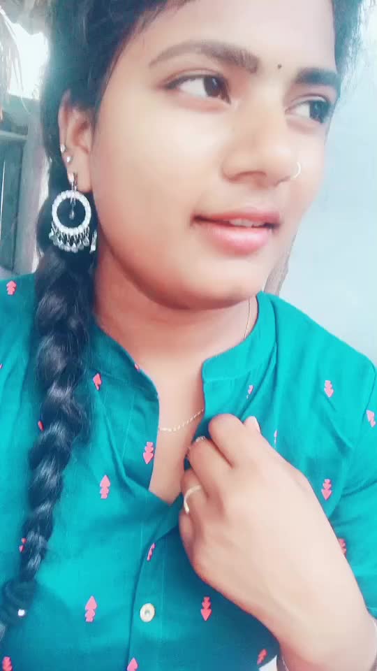 @vanirozy