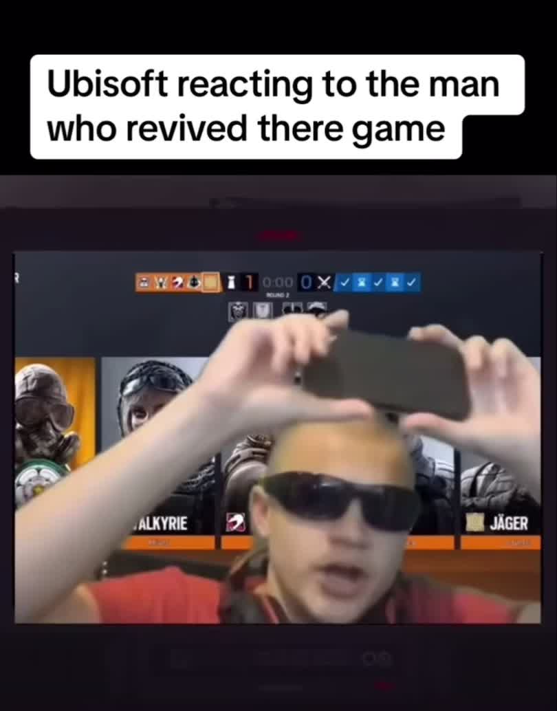 @Sqcua