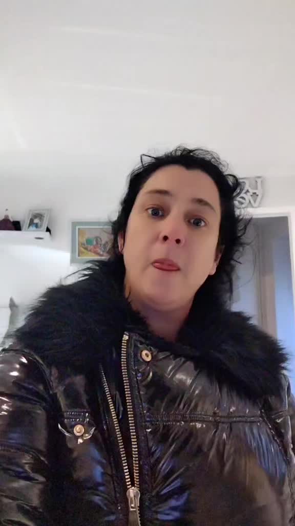 @Gypsyqueenpashygirl1