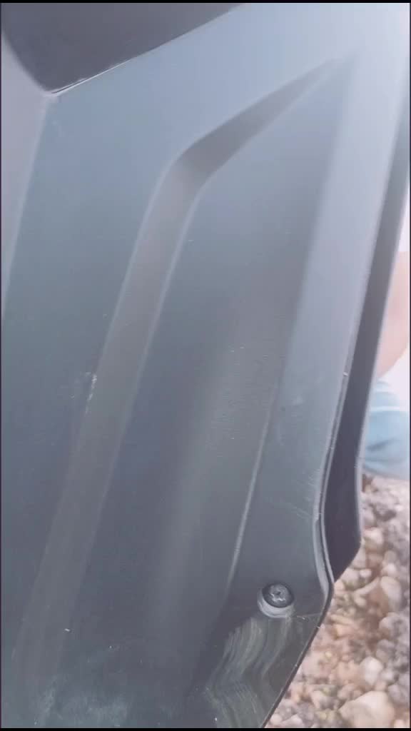 @Ýőğí şmįłý