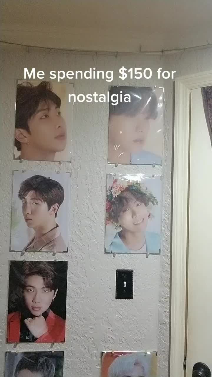 @Elly