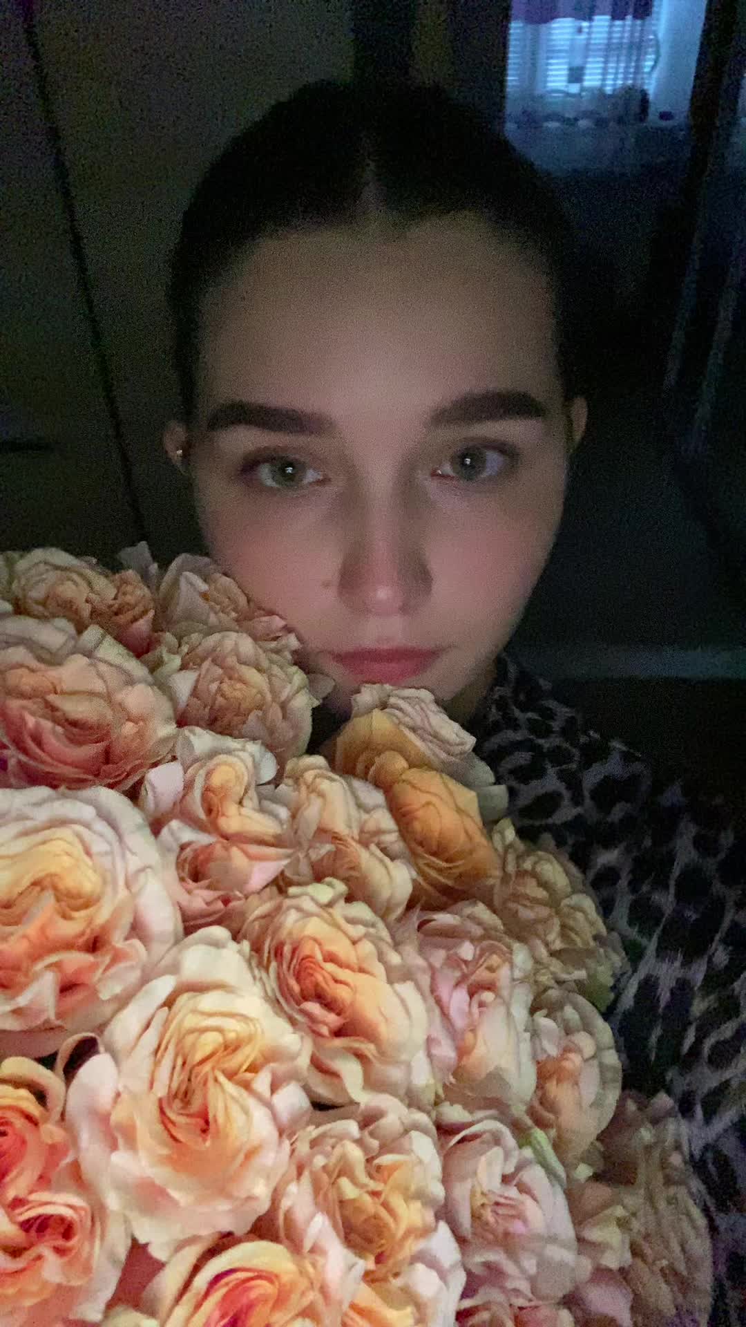 @Полинс