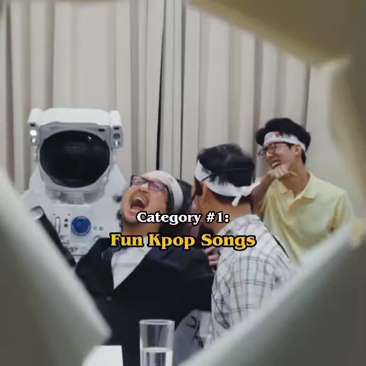 @吴 𝘢𝘭𝘰𝘯𝘦 in 𝘸𝘪𝘯𝘵𝘦𝘳 ⬟