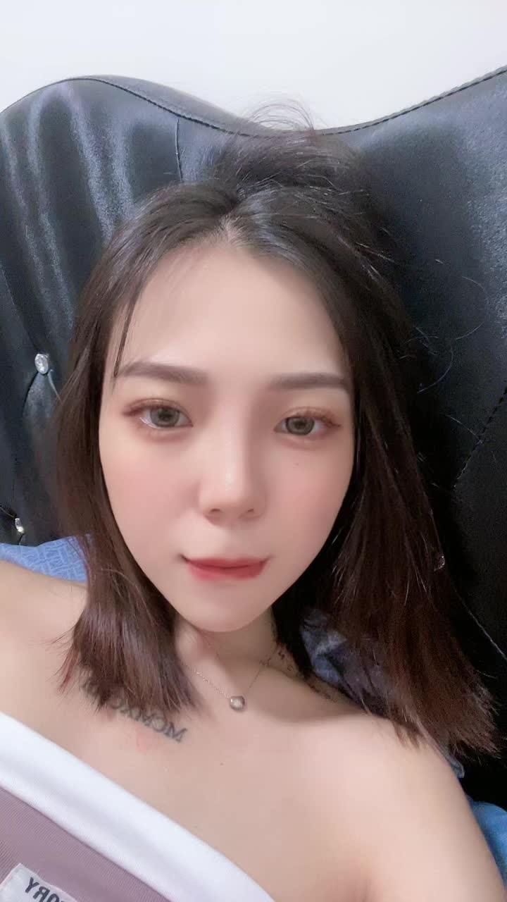 @鮮女嚇煩