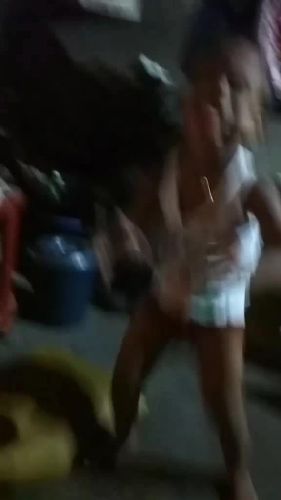 @bàbú nayãk