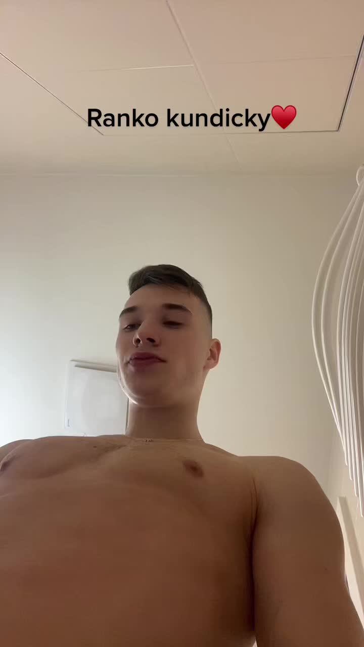 @Johnieoff