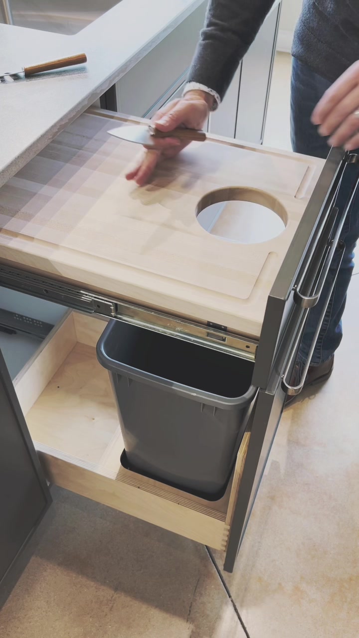 @Superior Cabinets