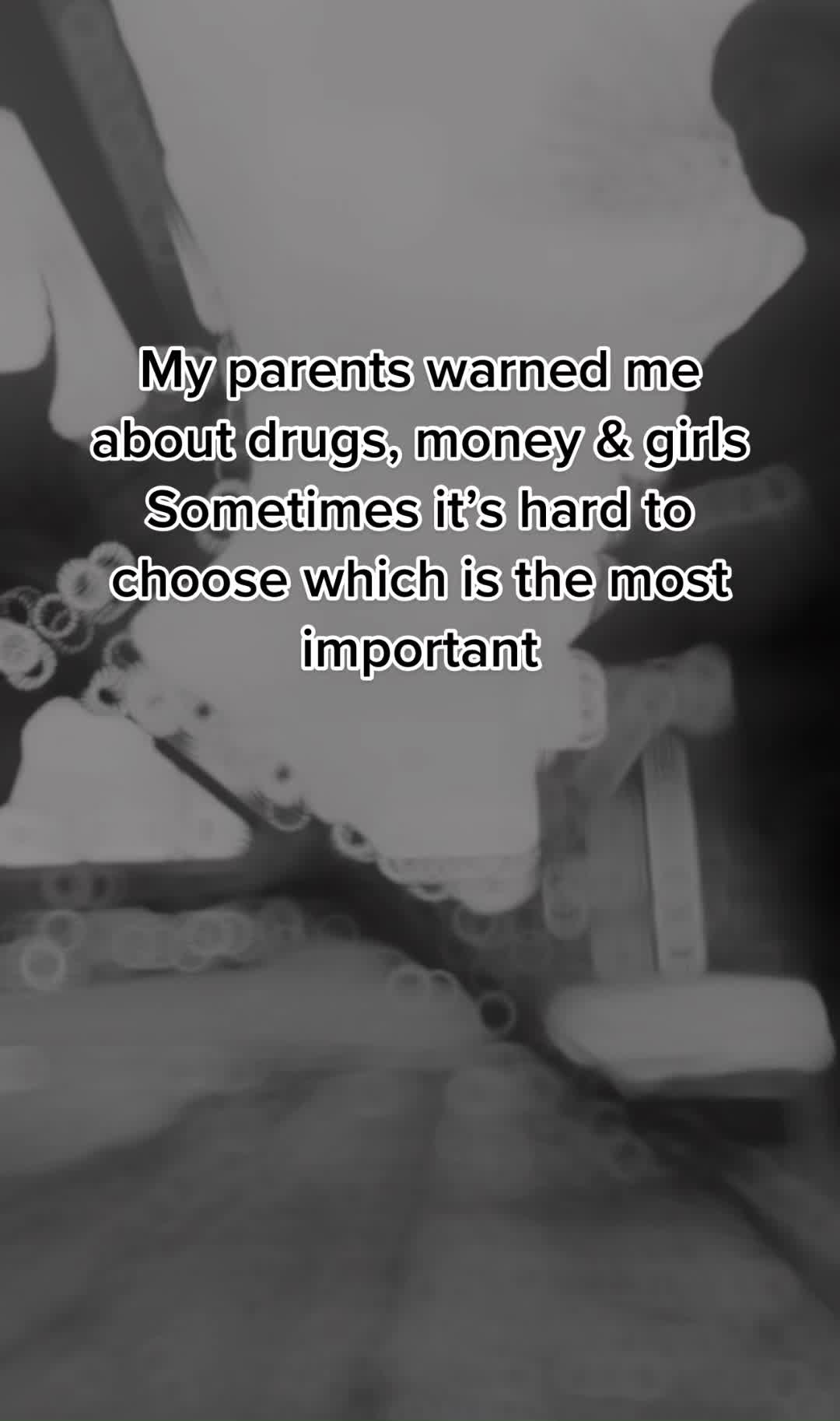 @CuriousCurrie