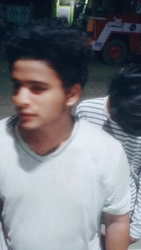 @vìkky_rõmæñ