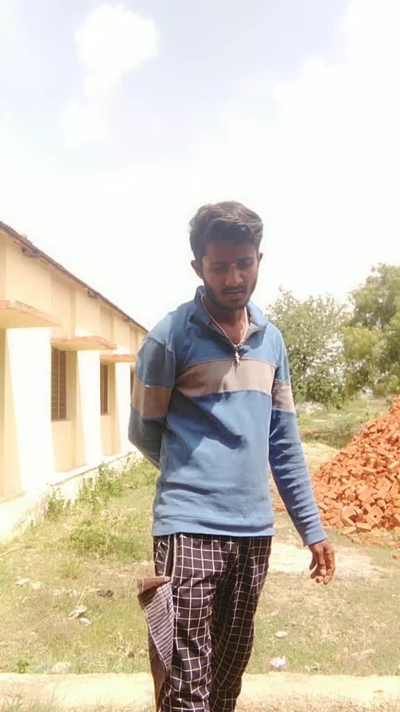 @ಹಗರಿಬೊಮ್ಮನಹಳ್ಳಿ ಹುಡುಗ