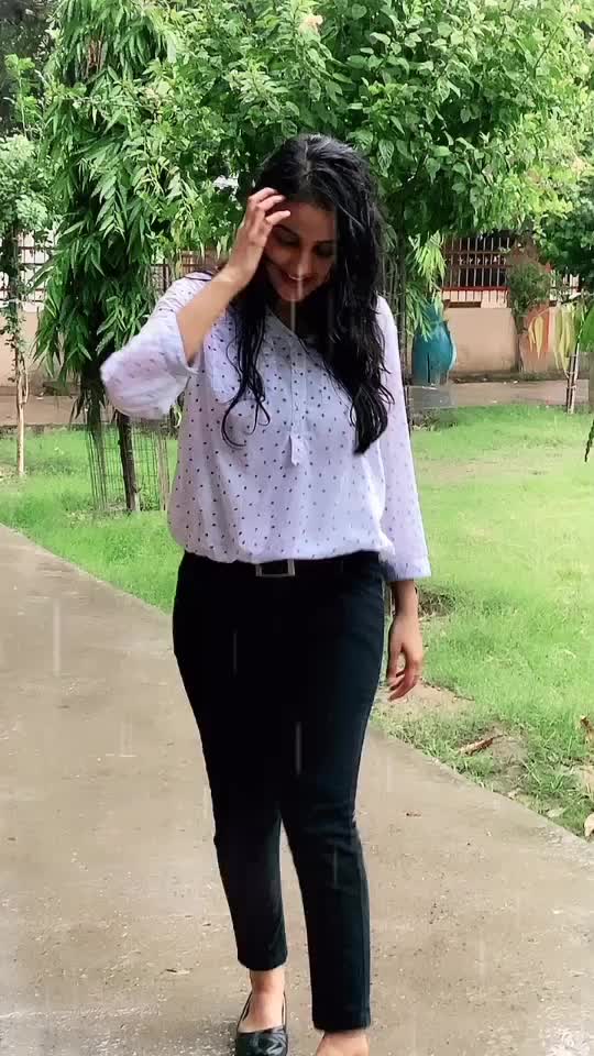 @Nia Sharma