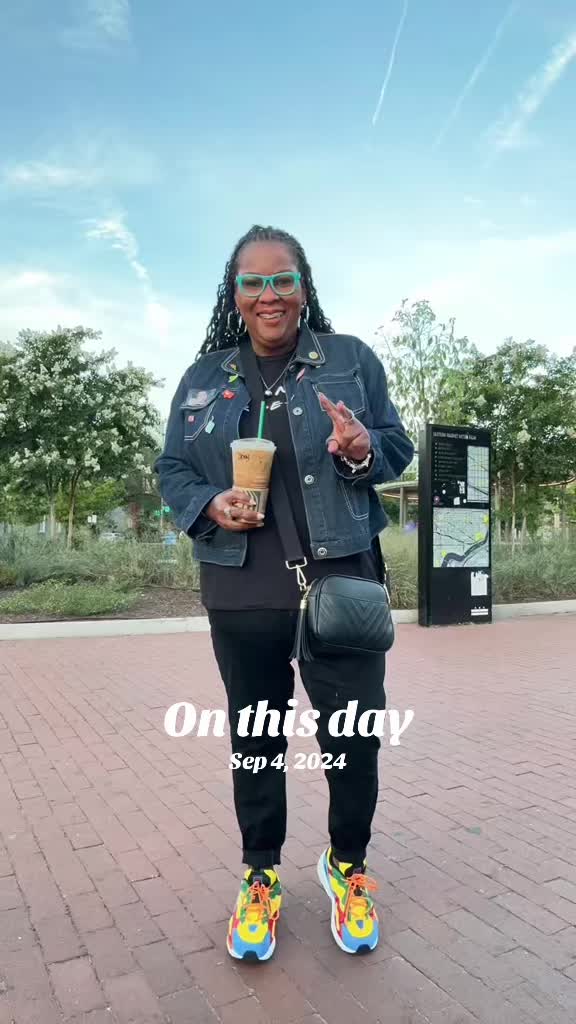 @SpookieShay♊️