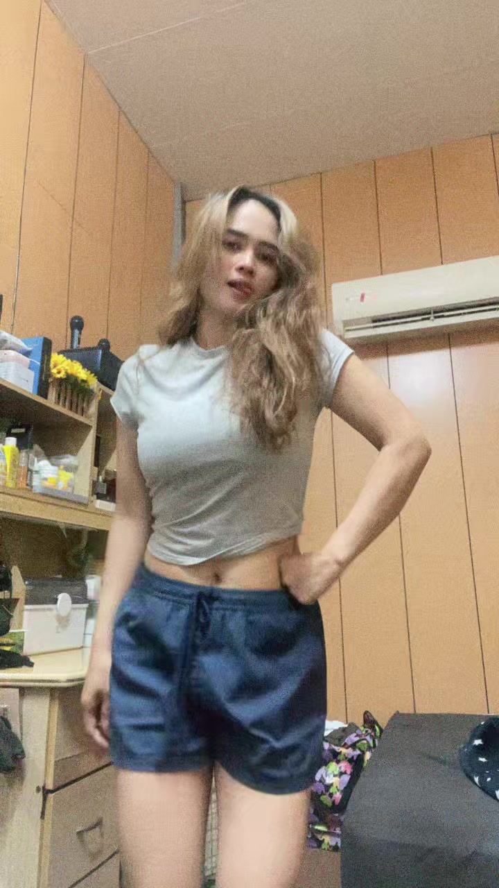 @RUSSEL IN TAIWAN🇹🇼